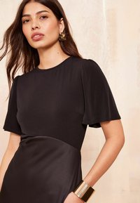 Friends Like These REGULAR FIT - FLUTTER SLEEVE MIDI - Rochie de zi - black