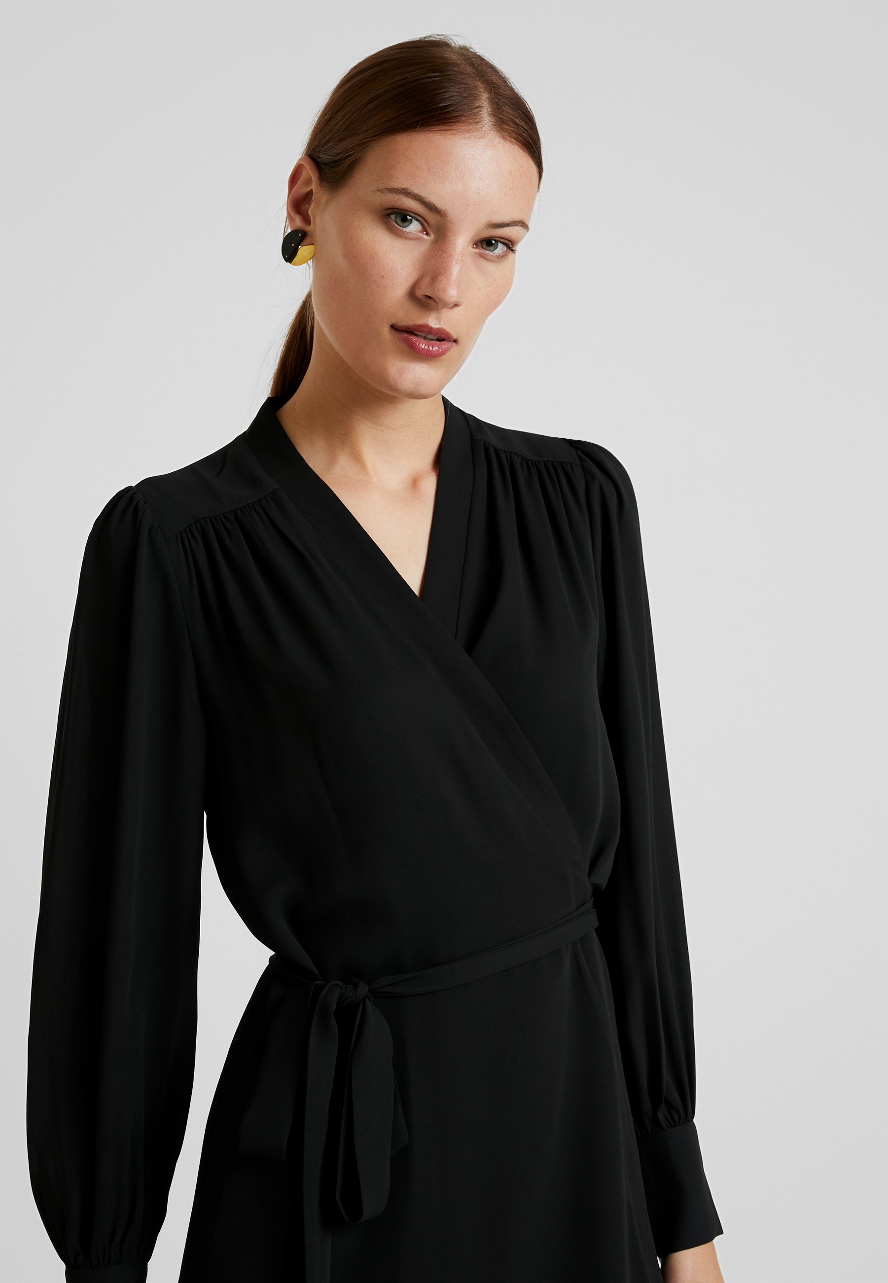 SLFALVA WRAP DRESS Korte jurk black SLFALVA WRAP DRESS Korte jurk black
