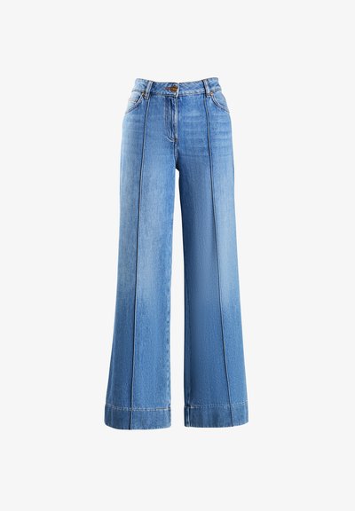 Vaqueros de pierna ancha azules hechos de denim, con cintura alta, cierre de botón, costuras frontales y un acabado limpio sin desgastes.