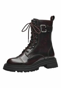 Stivale alla caviglia in pelle bordeaux con design allacciato, dettaglio in metallo a fibbia, punta rotonda e suola in gomma nera spessa con battistrada testurizzato.