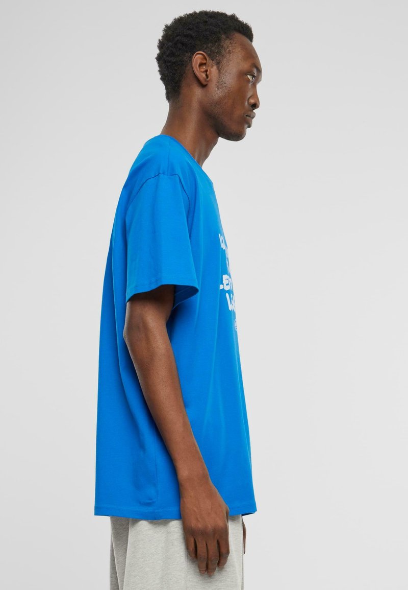 Le t-shirt imprimé et broderies Marino | Jacquemus | Magasinez les Tee