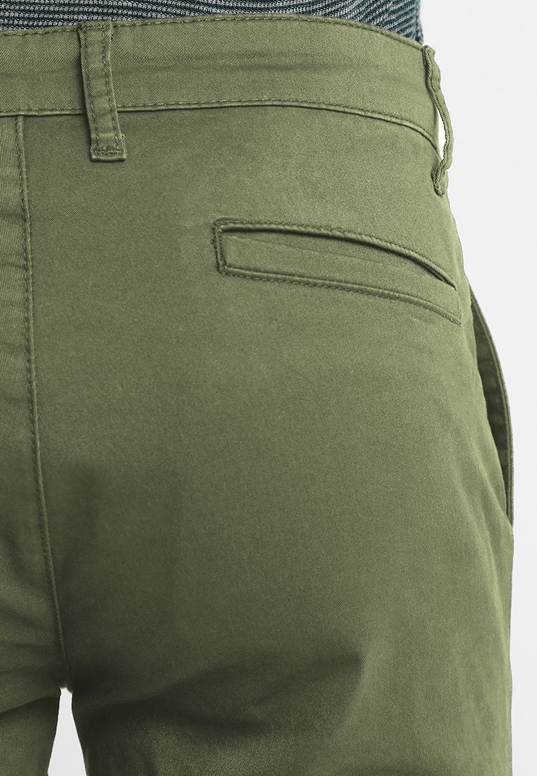 Herren Chinos | Pier One Chino dark green/dunkelgrün - CF31633 Herren Chinos | Pier One Chino dark green/dunkelgrün - CF31633