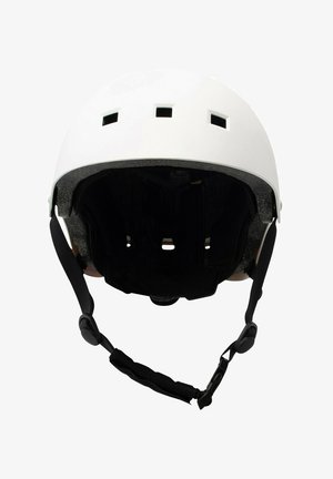 Witte helm met ventilatiegaten, zwarte binnenvoering en verstelbare kinband. Gladde oppervlakte en ronde vorm.