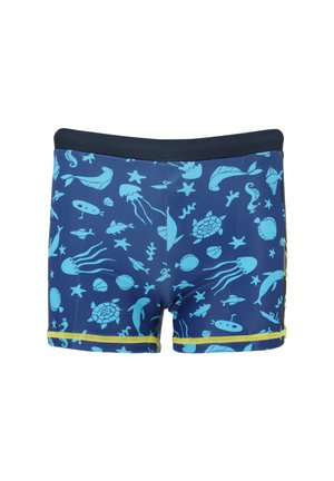 Blå badebukser til drenge med lyseblåt mønster af havdyr og gult kantbånd på hvid baggrund.