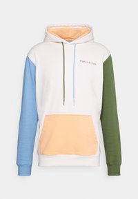 Huppari, jossa on valkoinen vartalo, vaaleansinivihreät hihat ja oranssi tasku. Näyttää logon monivärisillä kirjaimilla.