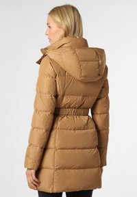 BOSS PATANTAN EOSP - Daunenmantel - camel
