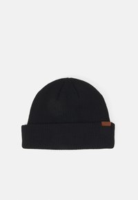 Beanie nero in maglia con risvolto, dotato di un'etichetta in pelle sul lato. Realizzato in materiale a coste, offre una superficie testurizzata.