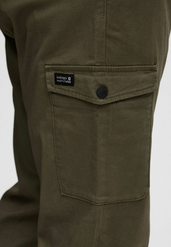 IDBEEF - Cargo trousers - capers3