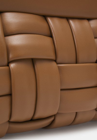 THEMOIRè BIOS  - Τσάντα χιαστί - caramel