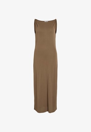 Abito marrone senza maniche, lungo fino a terra, con scollo dritto e tessuto liscio e aderente.