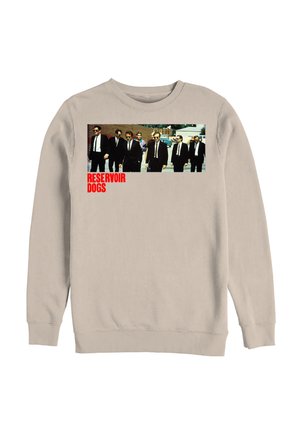 Beige sweatshirt med et rektangulært print af syv mænd i sorte jakkesæt og solbriller, der går, med rød tekst "RESERVOIR DOGS" nedenfor.