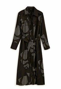 Vestito lungo con bottoni frontali in tessuto nero, caratterizzato da un motivo geometrico con strisce e forme astratte. Include una cintura in vita e un dettaglio colletto.