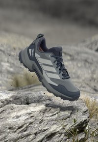 Niewybrane, grey three/grey one/aurora onix