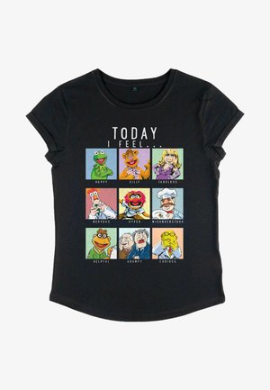 Czarna koszulka z dziewięcioma twarzami postaci Muppet w kolorowych kwadratach, z napisem "DZISIAJ CZUJĘ..." nad nimi, ukazująca różne emocje.