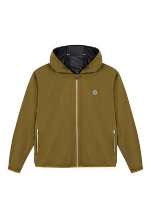 Veste à capuche vert olive avec fermeture éclair frontale, deux poches latérales zippées et petit logo circulaire sur le côté gauche de la poitrine.