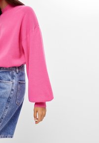 Bershka Stickad tröja - pink