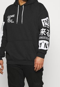 Pier One Sweat à capuche - black