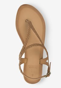 Next FOREVER COMFORT PLAIT TOE POST - Sandály s odděleným palcem - tan brown