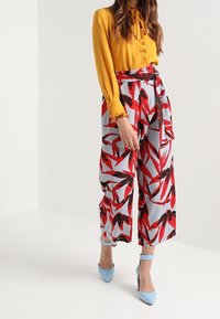 mint&berry Bluse - yellow