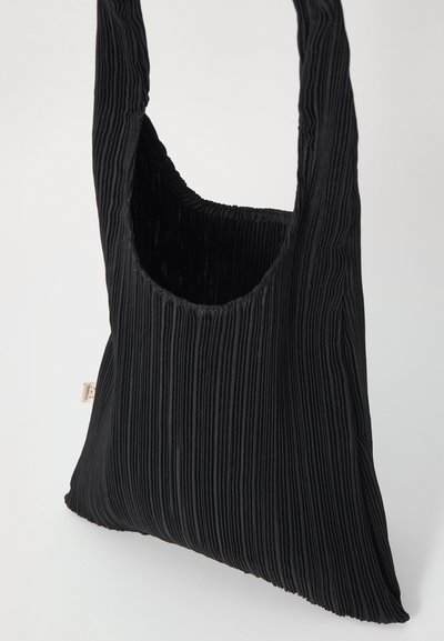 Loeffler Randall BOBBY PLEATED TOTE - Håndveske - black