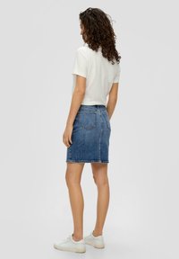 s.Oliver Jupe en jean - blau