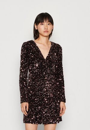 ONLY ONLANIKA WRAP SEQUIN SHORT DRESS - Cocktail φόρεμα / Φόρεμα για πάρτι - black/pink