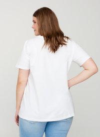 Zizzi T-paita - white