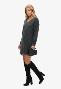 Superdry & Co V NECK - Vestido de punto - iron gate grey marl