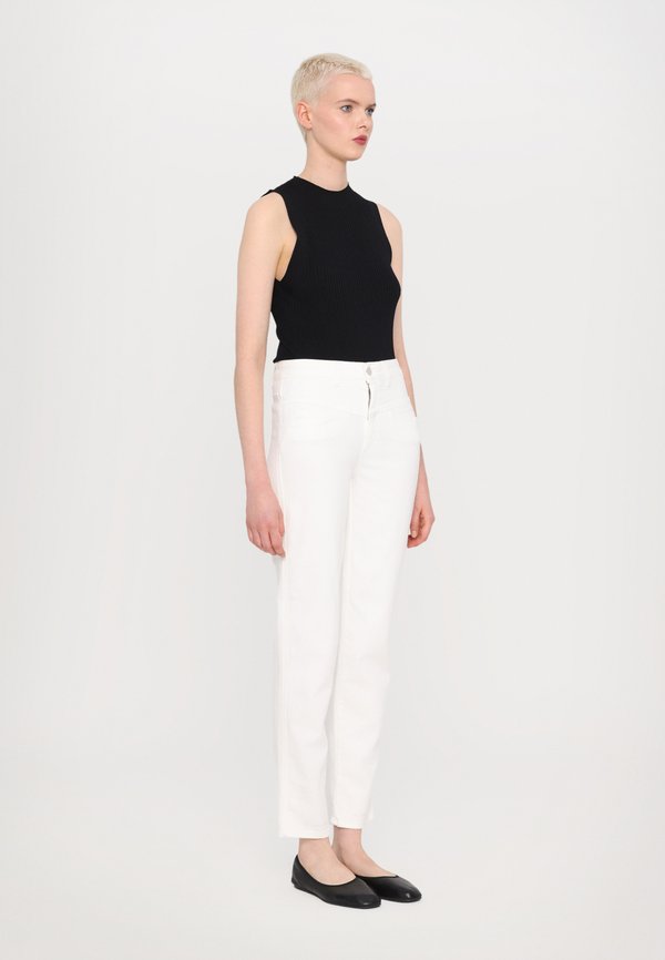 PEDAL PUSHER - Jeans Tapered Fit4