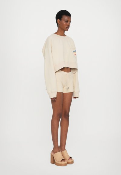 Dsquared2 FIT SHORT - Tracksuit bottoms - off-white