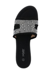 Sandal in slide nera caratterizzata da un'ampia fascia decorata con strass argentati, texture in tessuto morbido e suola piatta. Logo del marchio visibile.