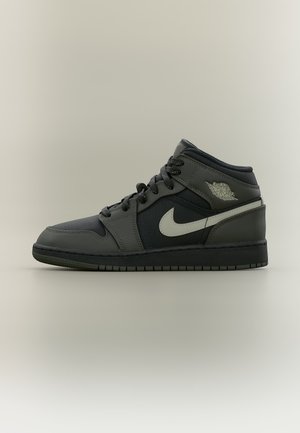 Jordan, AIR JORDAN 1 MID UTILITY UNISEX - Високи маратонки - black/newsprint/spruce fog/reflect silver-coloured