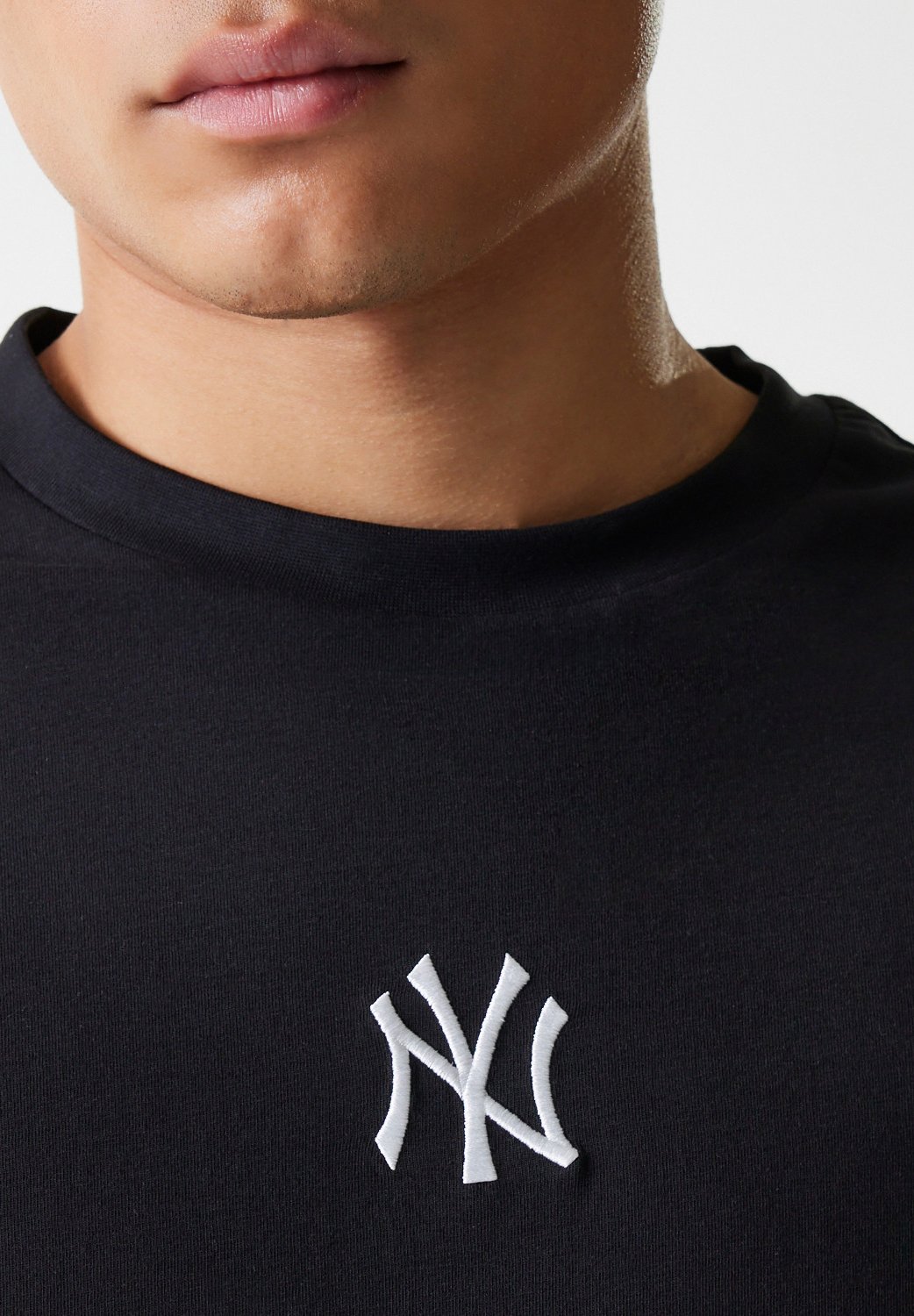 【New Era】 ★ MLB BASIC LOGO T-SHIRTS ★ New Era MLB CHICAGO WHITE SOX - Artykuły klubowe/czarny