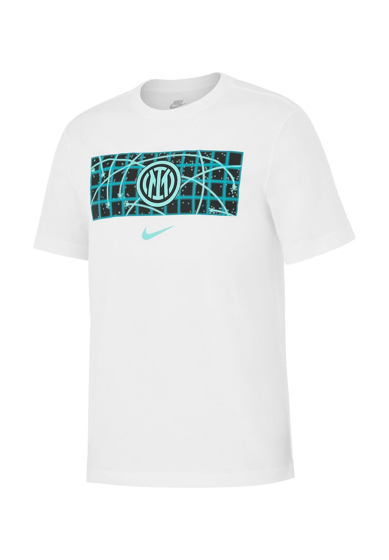 T-shirt bianco in cotone con un design grafico in nero e verde acqua, che include un logo circolare e un motivo a griglia sulla parte anteriore.