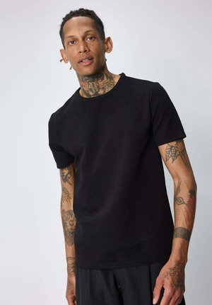 FRILIVIN, T-SHIRT COL ROND ESSENTIEL - T-shirt basique - noir