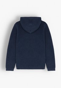 Granatowy sweter z kapturem, z teksturowanym wzorem splotu, długimi rękawami i elastycznymi mankietami. Gładkie wykończenie wewnętrzne, z prostym fasonem.