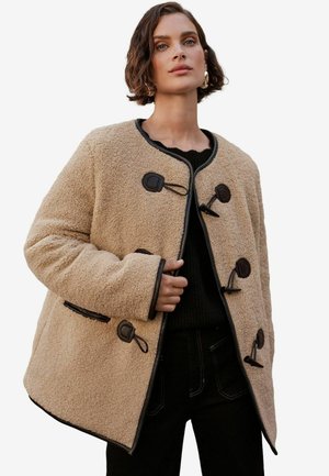 Krátky kabát - beige