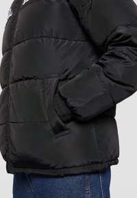 Karl Kani Vinterjacka - black