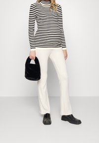 Pieces Maternity Svetr - black