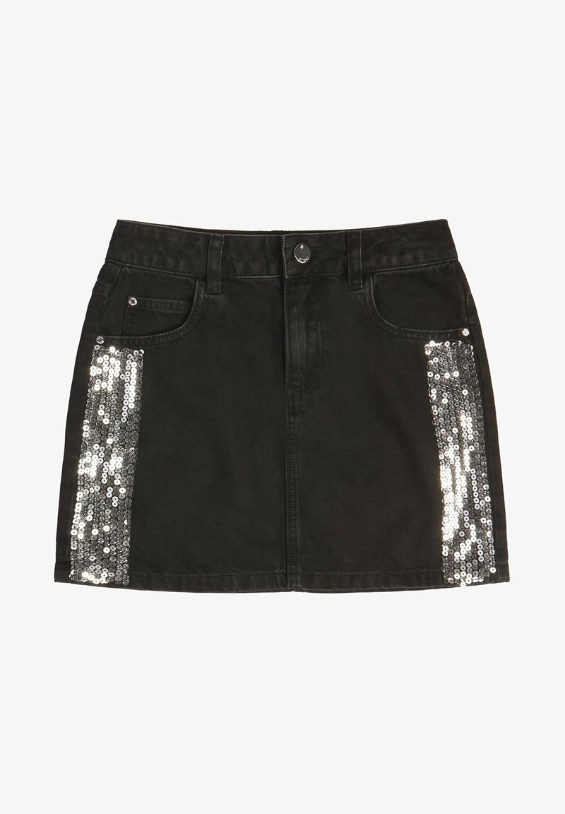 Mini-jupe en jean noir avec poches avant et panneaux verticaux en paillettes argentées de chaque côté.