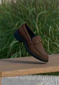 Non sélectionné, brown