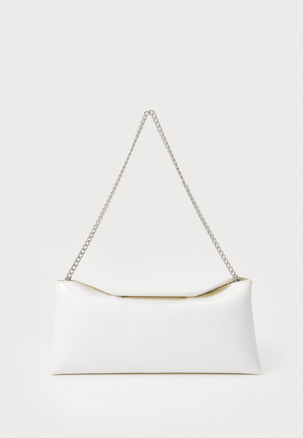 SLOUCHY CLUTCH BAG - Handtasche - creme