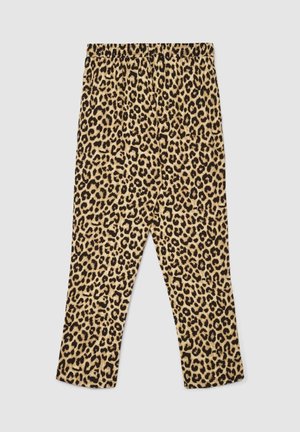 Leopardenmuster gerade geschnittene Hose mit elastischem Bund, braune und beige Flecken auf dem Stoff, flach auf hellem grauem Hintergrund ausgelegt.