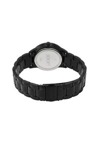Zwart metalen horloge met een schakelarmband, ronde kast en een zilveren achterkant. Bevat een gegraveerd logo op de sluiting en heeft een gladde matte afwerking.