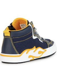 Geox J ALPHABEET - Zapatillas altas - navy yellow