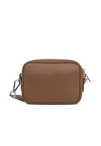 Borsa a tracolla rettangolare in pelle marrone con superficie texturizzata, chiusura con zip e accessori in metallo. Fascetta regolabile attaccata di lato.