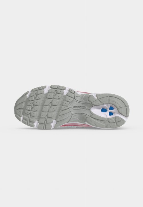 New Balance 740 UNISEX - Trainers - white/pink taffy/team red ept — foto 6