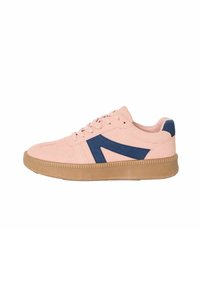 Világos rózsaszín velúr sneaker tengerészkék részletekkel és texturált gumitalppal. Fűzőkkel, minimalista dizájnnal és lekerekített orral rendelkezik.