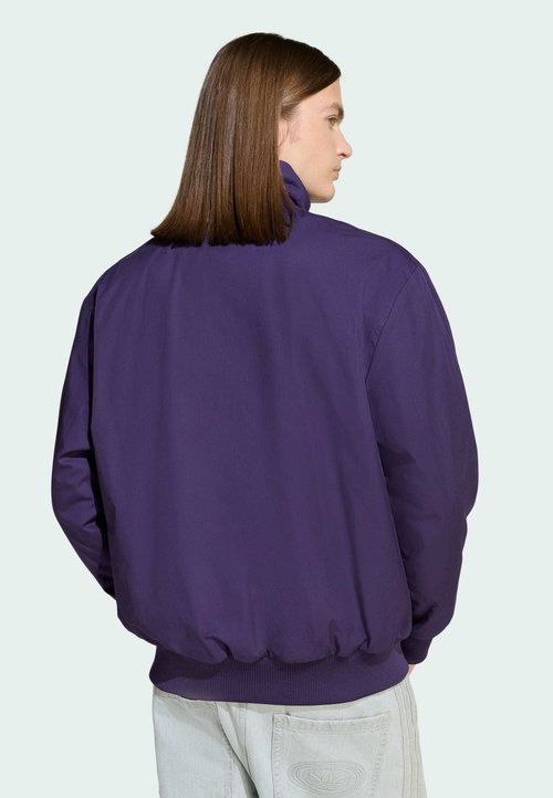 adidas FIREBIRD JACKET - Light jacket - aurora plum aurora ruby — foto 2