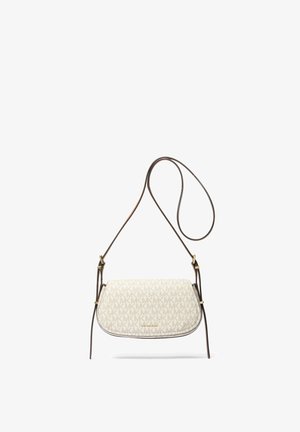 Sac bandoulière beige et marron avec une longue sangle ajustable, arborant un motif répétitif "MK" et un logo Michael Kors doré sur le devant.